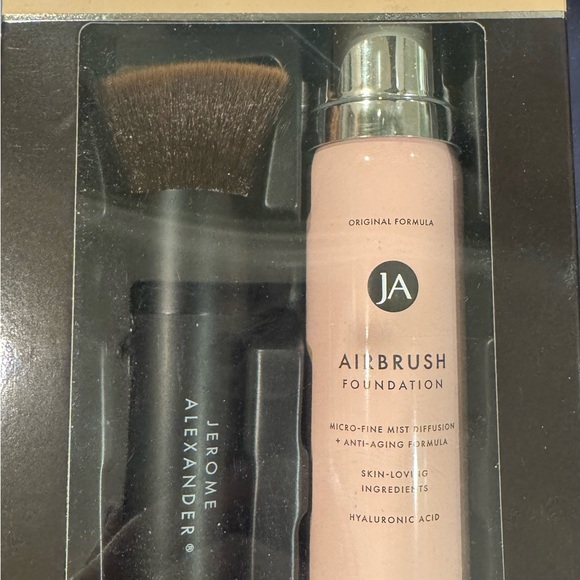 Jerome Alexander Airbrush Foundation set. NEW - Picture 1 of 4